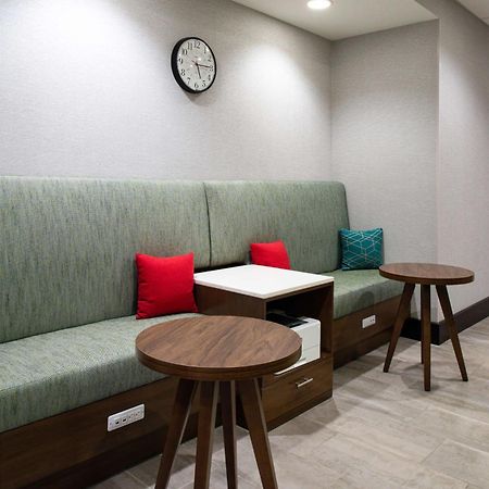 Hampton Inn & Suites Adrian, Mi Екстер'єр фото